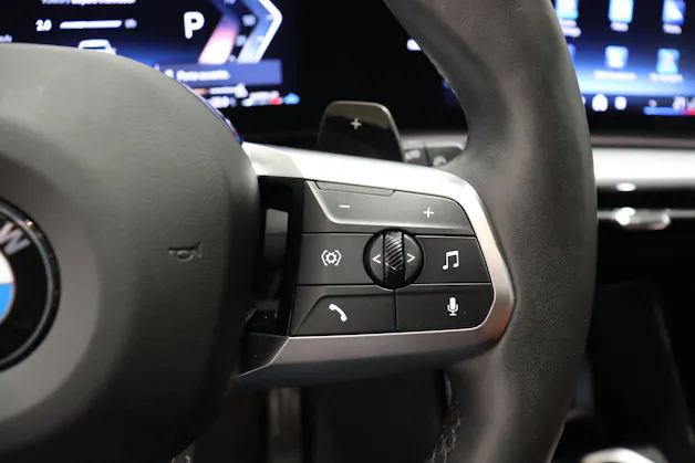 BMW X1 20d xDrive paddles