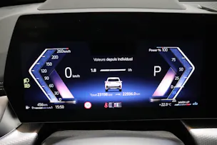 BMW X1 20d xDrive paddles