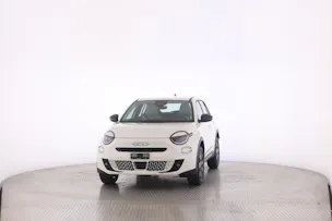 Fiat 600 1.2 Hybrid Icon Swiss Edition
