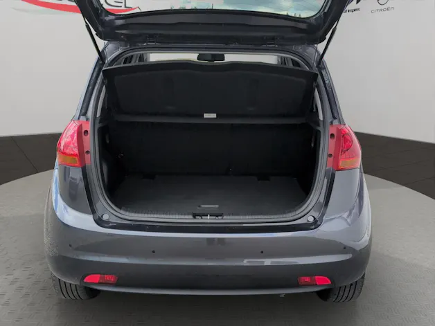 Kia Venga 1.6 CVVT Swiss Champion / inkl. Winterräder / Panorama-Glasdach / Rückfahrkamera / Occasiongarantie Premium