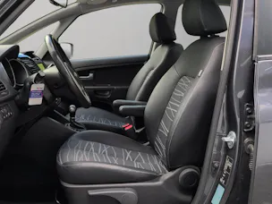 Kia Venga 1.6 CVVT Swiss Champion / inkl. Winterräder / Panorama-Glasdach / Rückfahrkamera / Occasiongarantie Premium