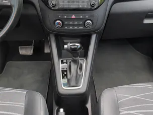 Kia Venga 1.6 CVVT Swiss Champion / inkl. Winterräder / Panorama-Glasdach / Rückfahrkamera / Occasiongarantie Premium