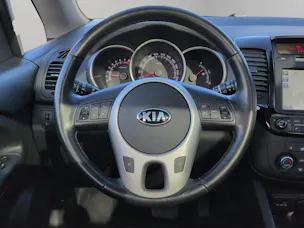 Kia Venga 1.6 CVVT Swiss Champion / inkl. Winterräder / Panorama-Glasdach / Rückfahrkamera / Occasiongarantie Premium