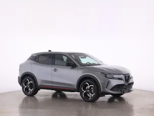 Alfa Romeo Junior 1.2 Ibrida Speciale