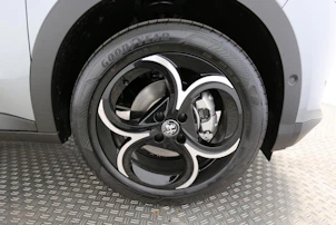 immagine del veicolo ALFA ROMEO Junior 1.2 Ibrida Speciale