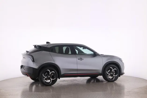 Alfa Romeo Junior 1.2 Ibrida Speciale