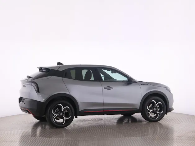 Alfa Romeo Junior 1.2 Ibrida Speciale