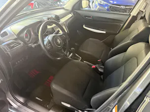 Suzuki Swift 1.0 T Compact+
