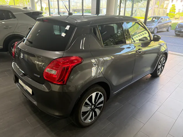 Suzuki Swift 1.0 T Compact+