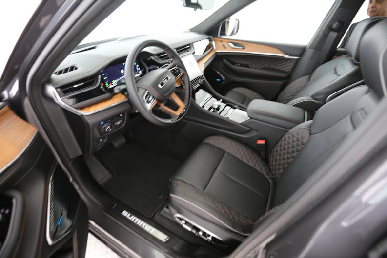 immagine del veicolo JEEP Grand Cherokee