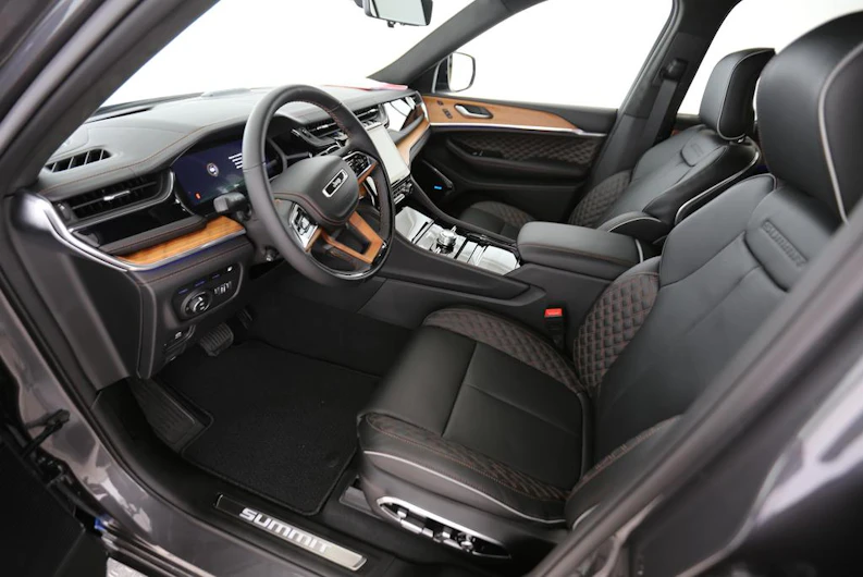 immagine del veicolo JEEP Grand Cherokee