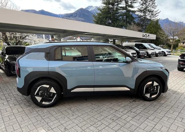 immagine del veicolo 4 immagine del veicolo 4