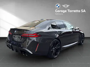 BMW M5 xDrive