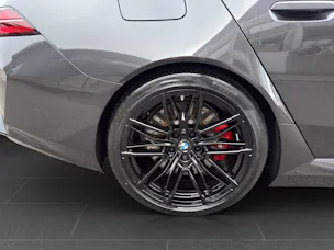 BMW M5 xDrive