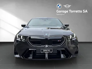 BMW M5 xDrive