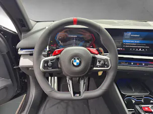 BMW M5 xDrive