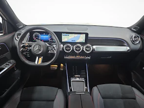 Fahrzeugbild MERCEDES-BENZ GLB 220 4MATIC AMG Line