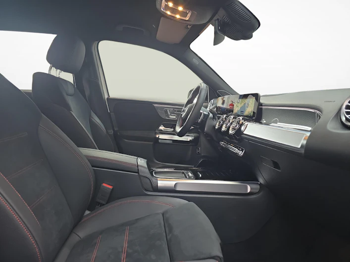 Fahrzeugbild MERCEDES-BENZ GLB 220