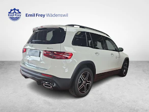https://vehicle.imgix.net/4254406/e7e9cbe9-7ce5-4e0c-8a00-a27a3179fbbc.jpg