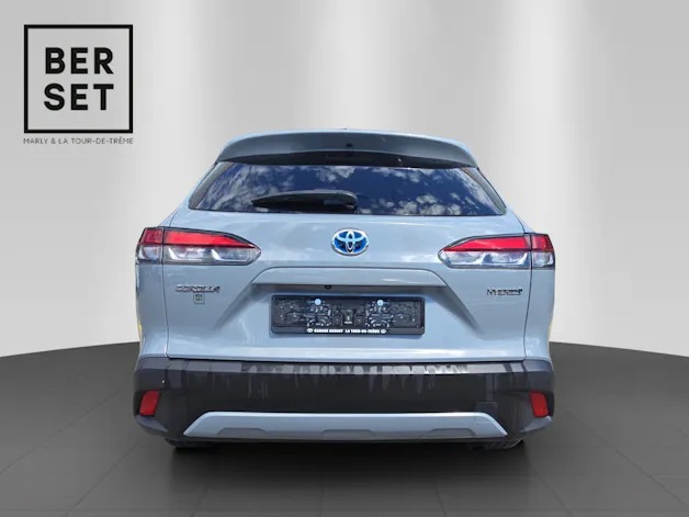 Toyota Corolla Cross 2.0 HSD Trend AWD-i