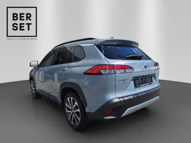Toyota Corolla Cross 2.0 HSD Trend AWD-i