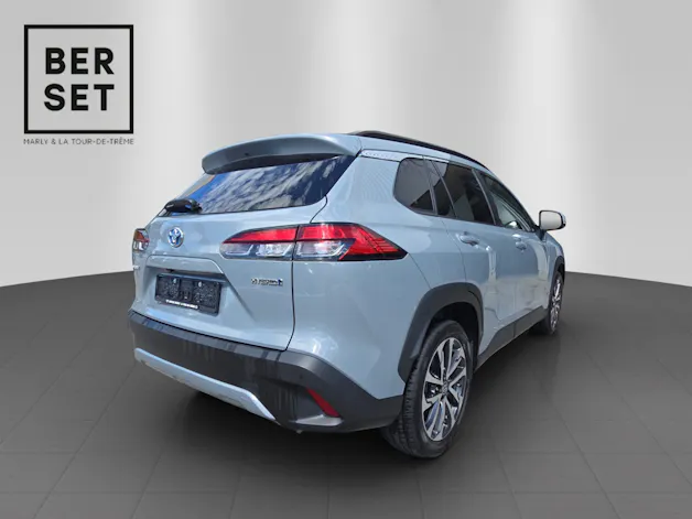 Toyota Corolla Cross 2.0 HSD Trend AWD-i