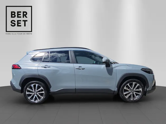Toyota Corolla Cross 2.0 HSD Trend AWD-i