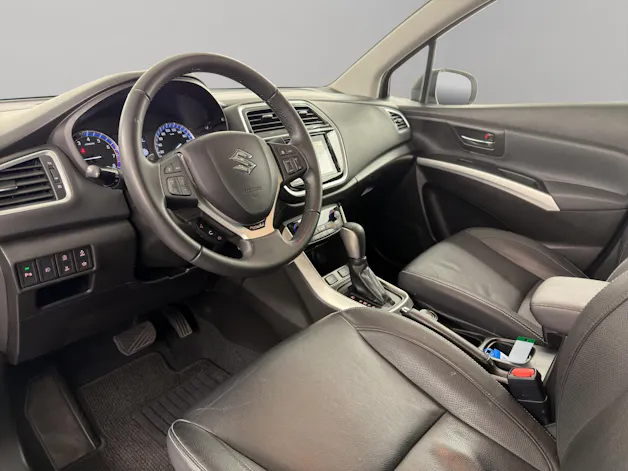Suzuki SX4 S-Cross 1.4 T Piz Sulai Top Hybrid 4x4