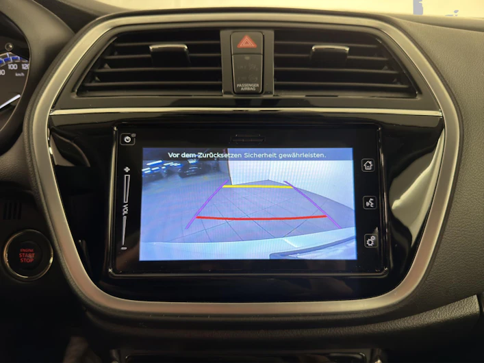immagine del veicolo SUZUKI SX4