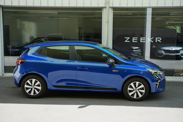 Mitsubishi Colt 1.6 HEV Invite
