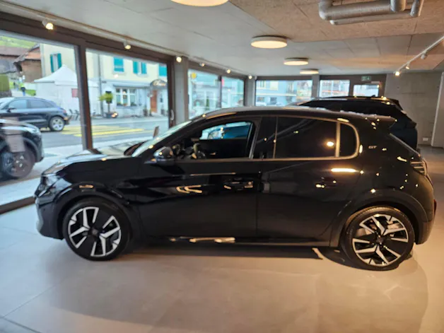 Peugeot 208 1.2 Hybrid 145 GT