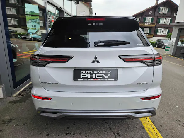 Mitsubishi Outlander 2.4 PHEV Instyle 4x4