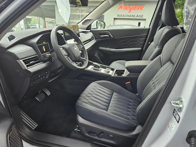 Mitsubishi Outlander 2.4 PHEV Instyle 4x4