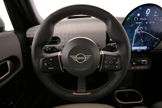 https://vehicle.imgix.net/4254561/4be46134-483a-42d5-ba62-93f472f7c6c9.jpg