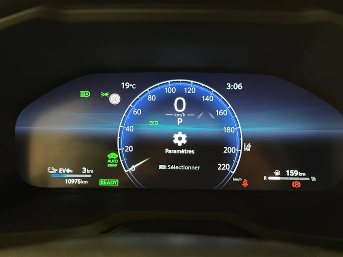 Fahrzeugbild SUZUKI ACROSS