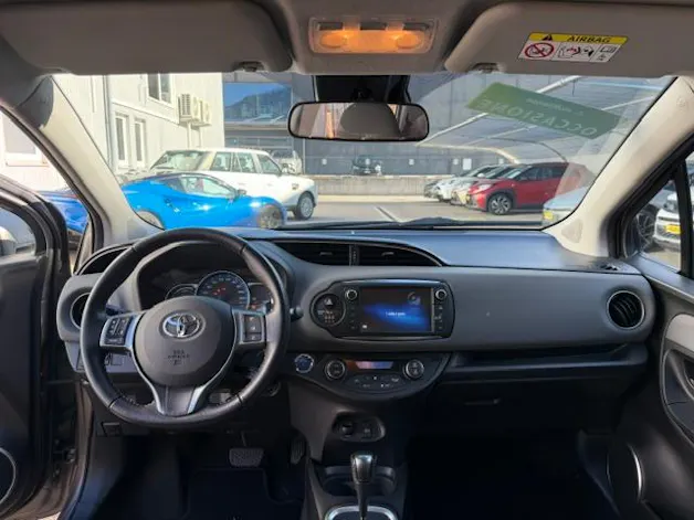 Toyota Yaris 1.5 VVT-i HSD Trend