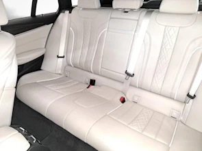 Fahrzeugbild BMW 540i xDrive SAG Touring