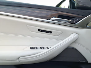 Fahrzeugbild BMW 540i xDrive SAG Touring