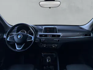 BMW X1 18i sDrive X-line (CH)