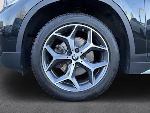 BMW X1 18i sDrive X-line (CH)