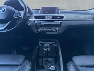 BMW X1 18i sDrive X-line (CH)