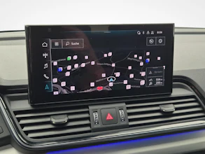 https://vehicle.imgix.net/4254682/af2d0148-61c1-4662-a152-3fc62314a6d3.jpg