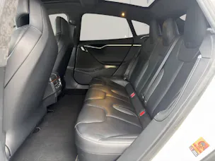 Tesla Model S 90 D