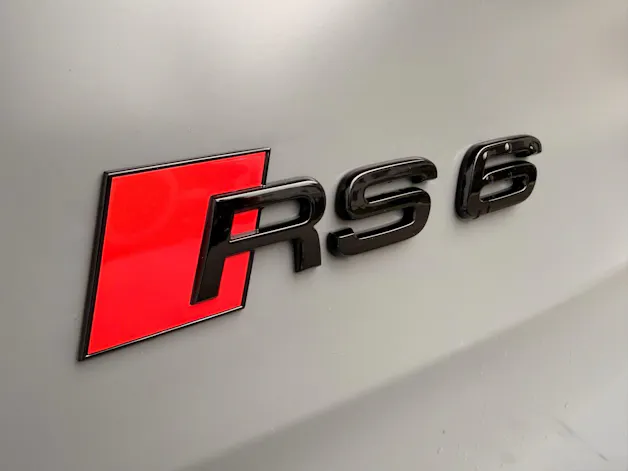 Audi RS6 AVANT 4.0 TFSI QUATTRO *** TRAUM IN NARDOGRAU MATT & KERAMIK BREMSEN & 5 JAHRE AUDI WERKSGARANTIE ***