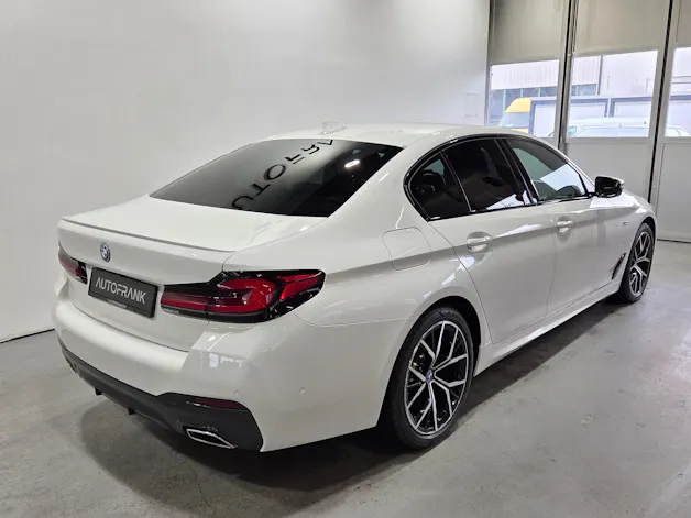 BMW 545e xDrive M-Sport