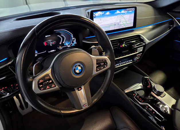 BMW 545e xDrive M-Sport