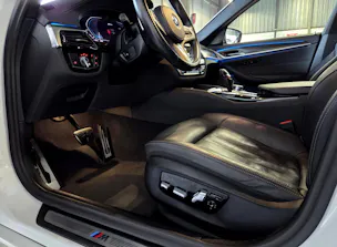 BMW 545e xDrive M-Sport