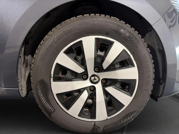 Renault Clio 1.6 E-Tech Intens