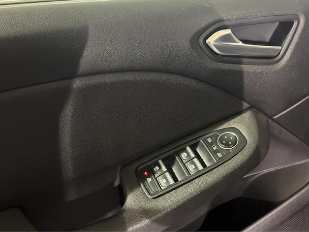 Renault Clio 1.6 E-Tech Intens