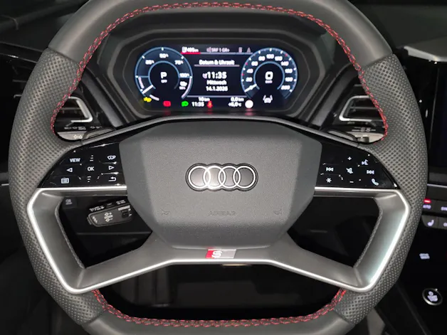 Audi Q4 e-tron 45 Edition Swiss Ski quattro